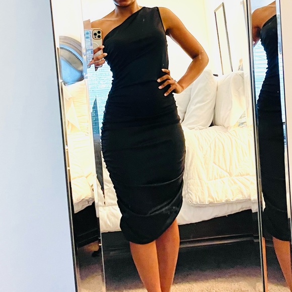 shein one shoulder dress black SHEIN | Dresses | Shein One Shoulder Ruched Bodycon Black Dress Size Sm